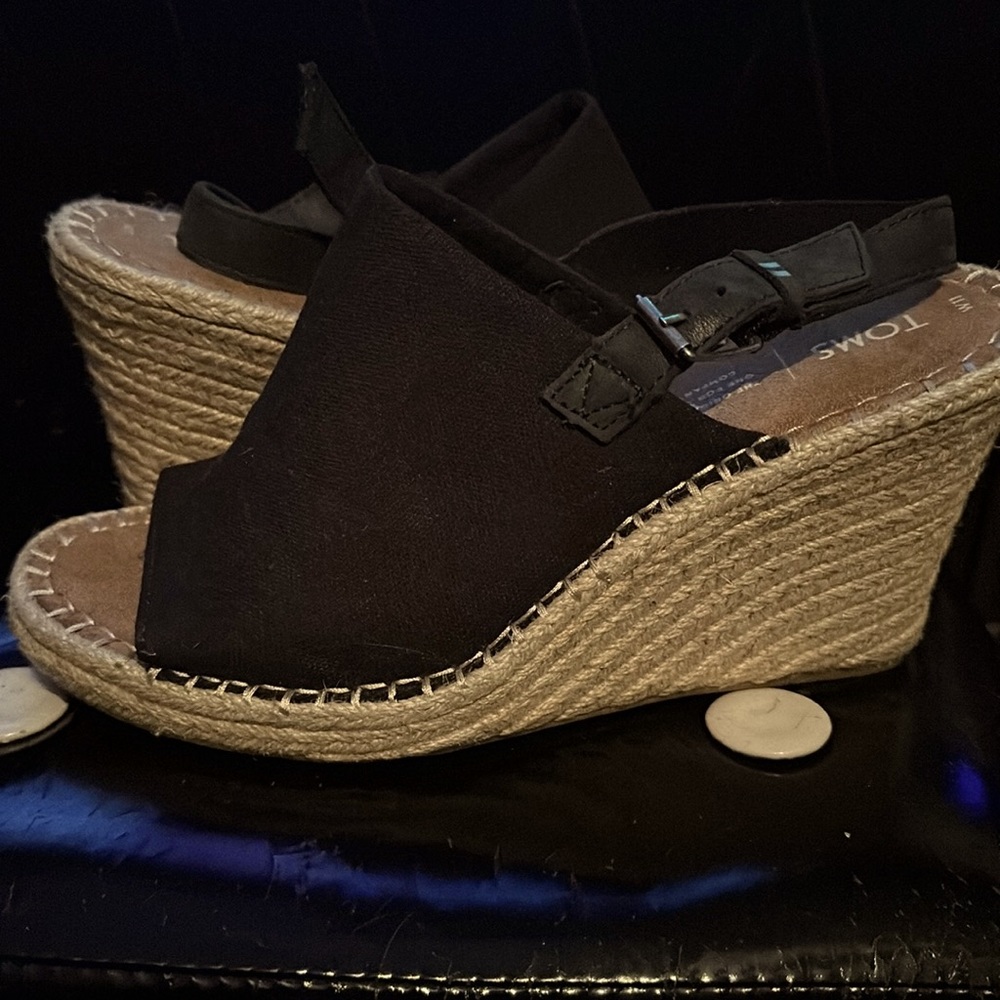 Tom Wedges